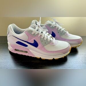 Women’s Nike Air Max 90 shoes